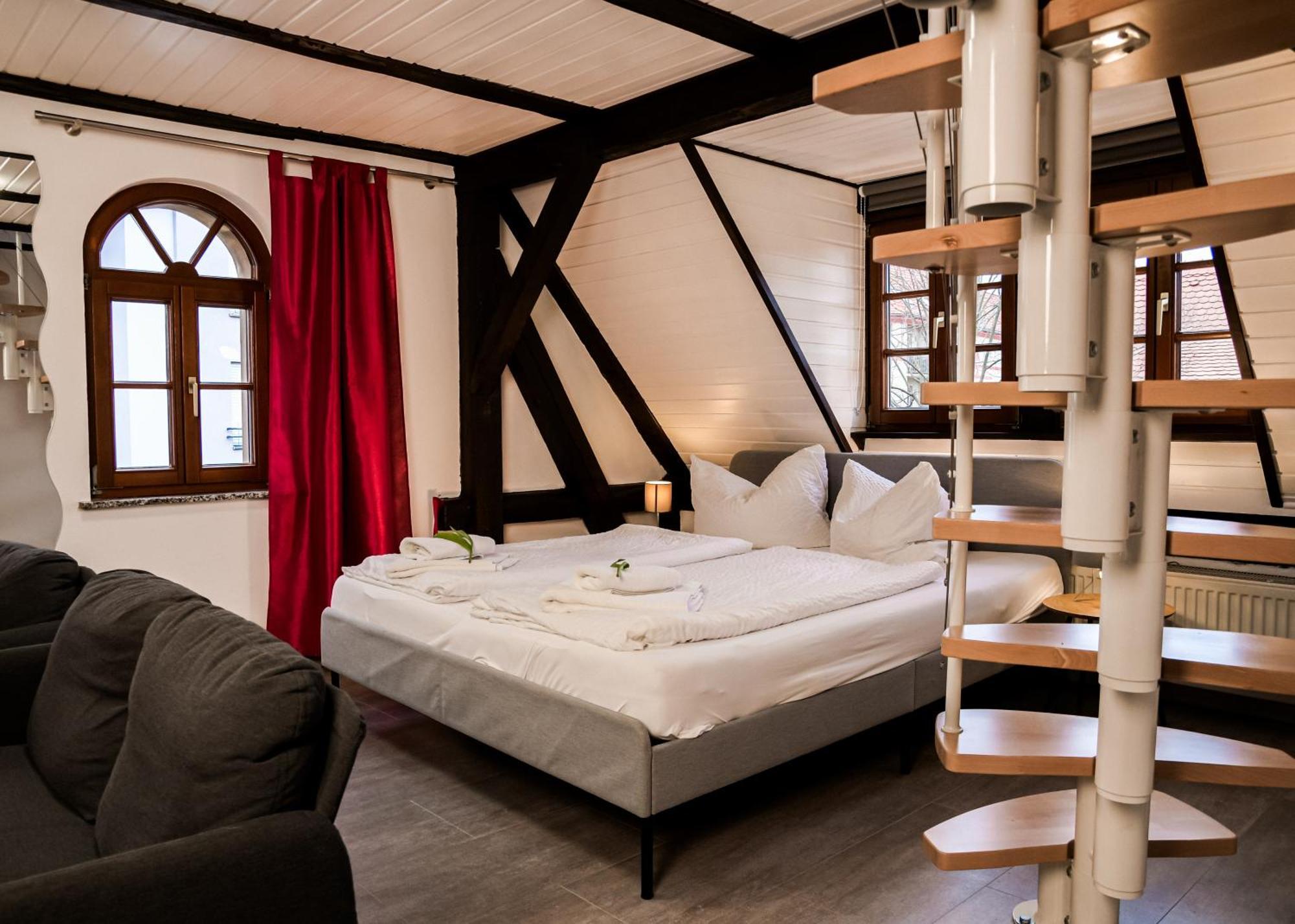 Trobischhof Hotel Дрезден Екстериор снимка